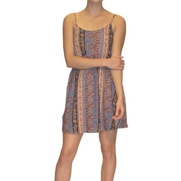 NWT EVERLY – Print Strap Back Skater Dress - Picture 2 of 2